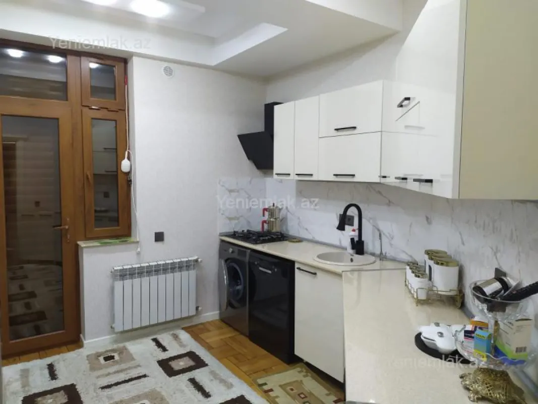 Satılır 3 otaqlı yeni tikili 106 m²