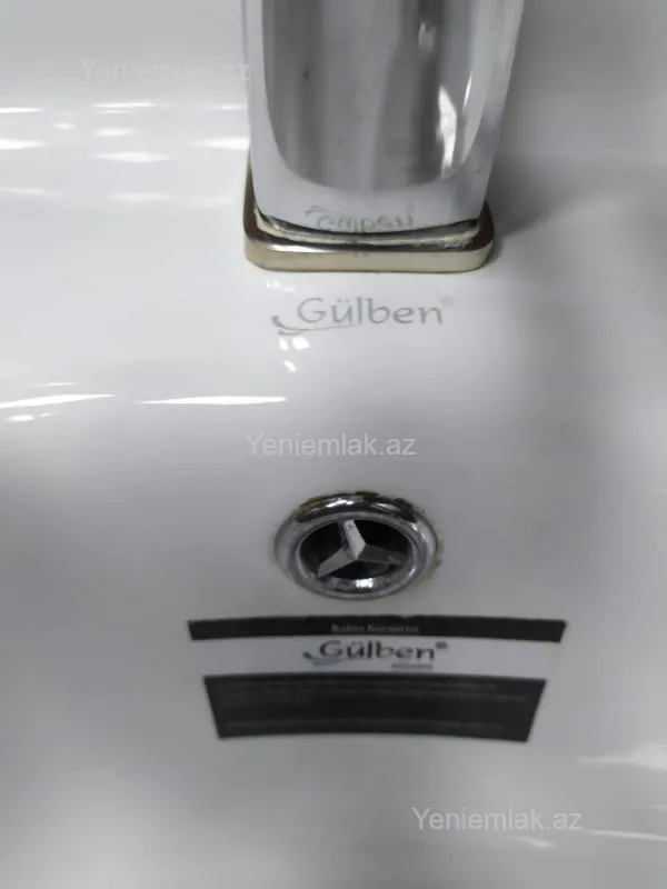 Satılır 3 otaqlı yeni tikili 106 m²