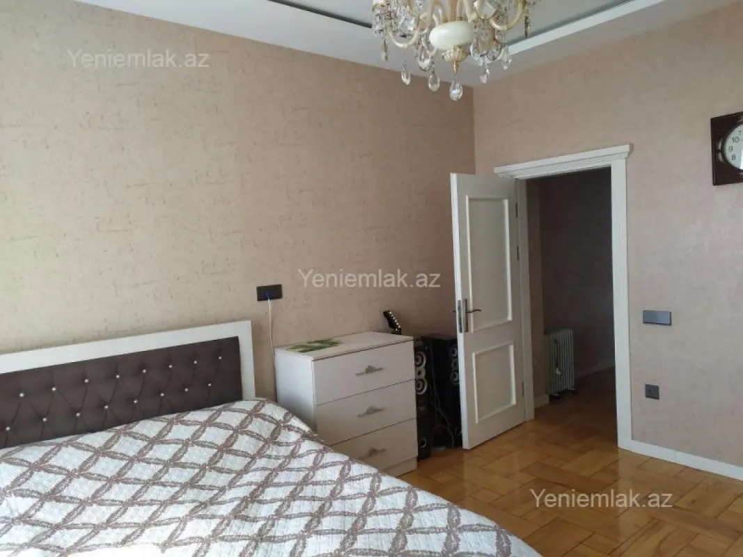 Satılır 3 otaqlı yeni tikili 106 m²