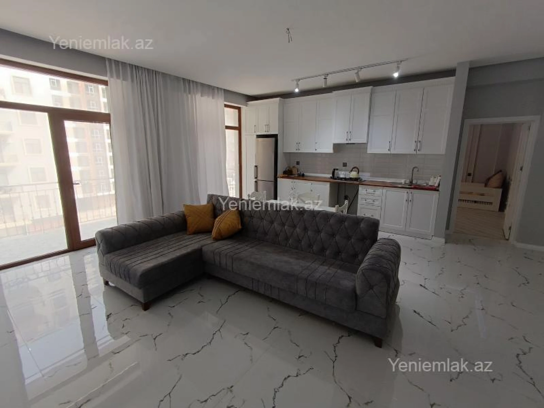 Satılır 3 otaqlı yeni tikili 94 m²