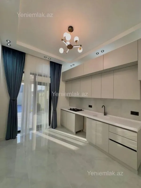 Satılır 4 otaqlı həyət evi 150 m²