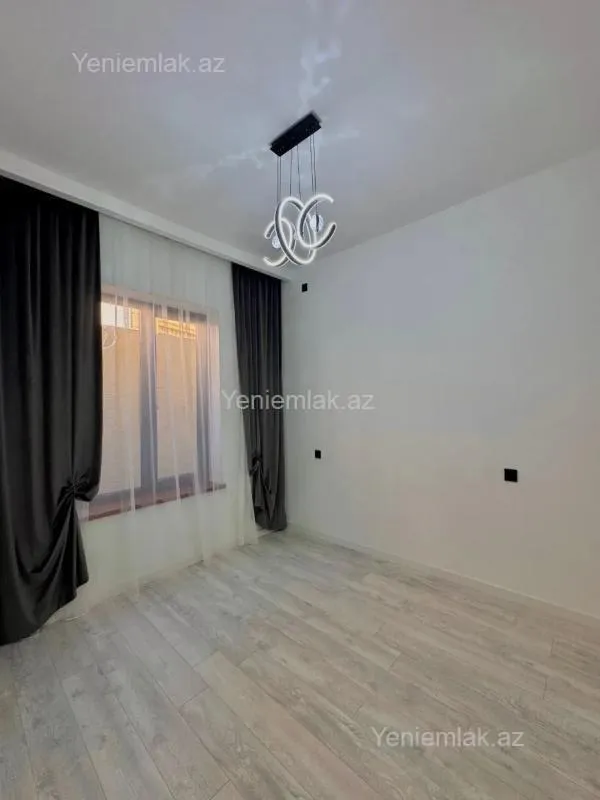 Satılır 4 otaqlı həyət evi 150 m²