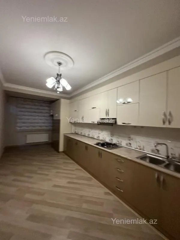 Satılır 3 otaqlı yeni tikili 146 m²