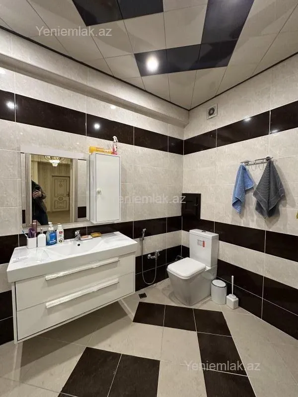 Satılır 3 otaqlı yeni tikili 146 m²