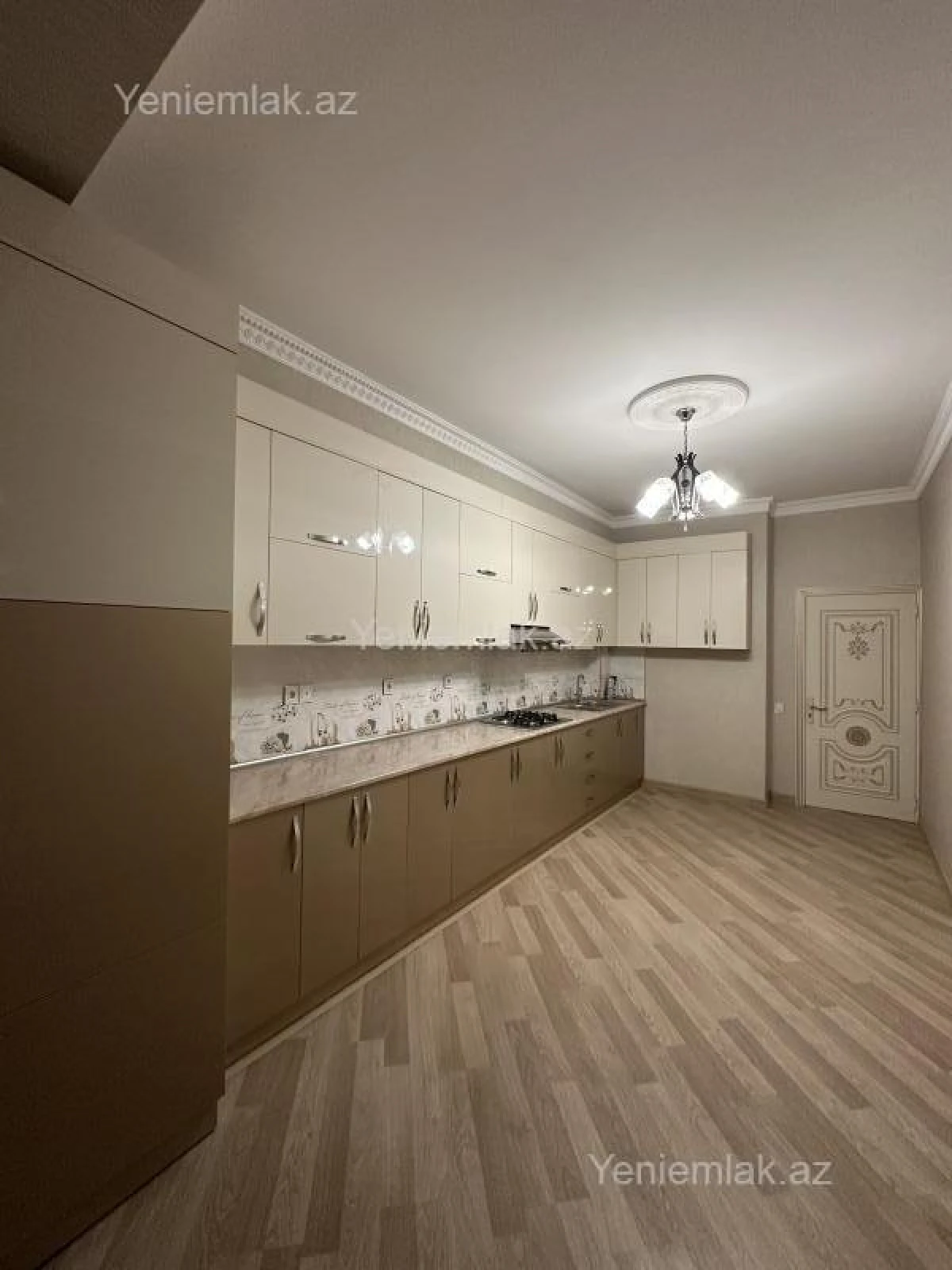 Satılır 3 otaqlı yeni tikili 146 m²