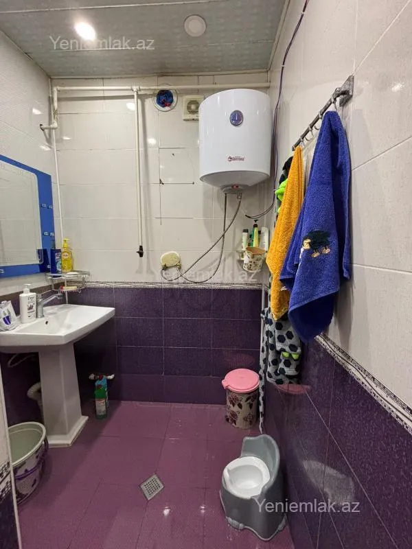 Satılır 2 otaqlı köhnə tikili 45 m²