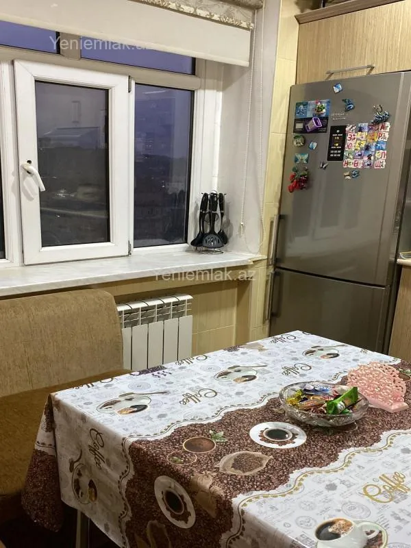 Satılır 2 otaqlı köhnə tikili 55 m²