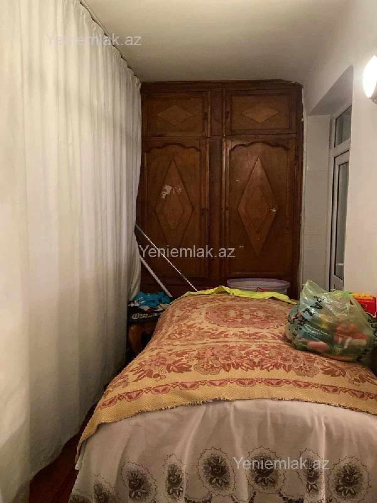 Satılır 2 otaqlı köhnə tikili 55 m²