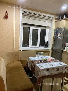 Satılır 2 otaqlı köhnə tikili 55 m²