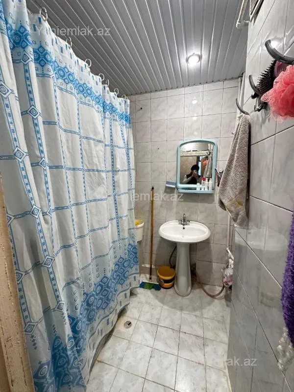 Satılır 3 otaqlı köhnə tikili 59 m²