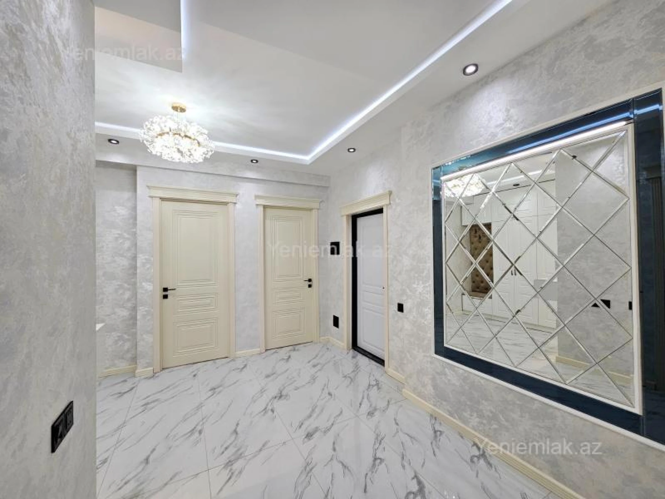 Satılır 3 otaqlı yeni tikili 141 m²