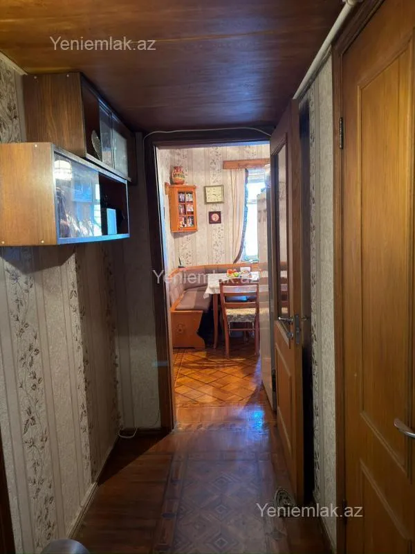 Satılır 5 otaqlı köhnə tikili 122 m²