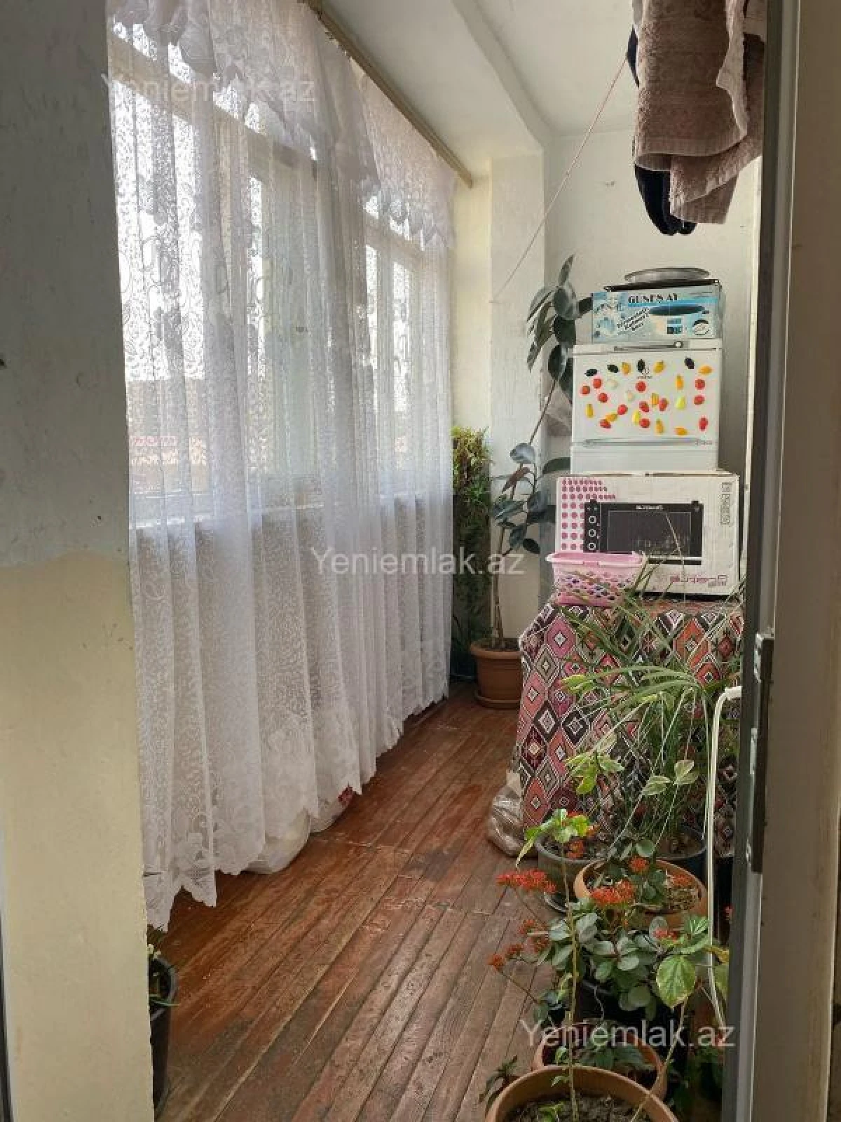 Satılır 3 otaqlı köhnə tikili 70 m²