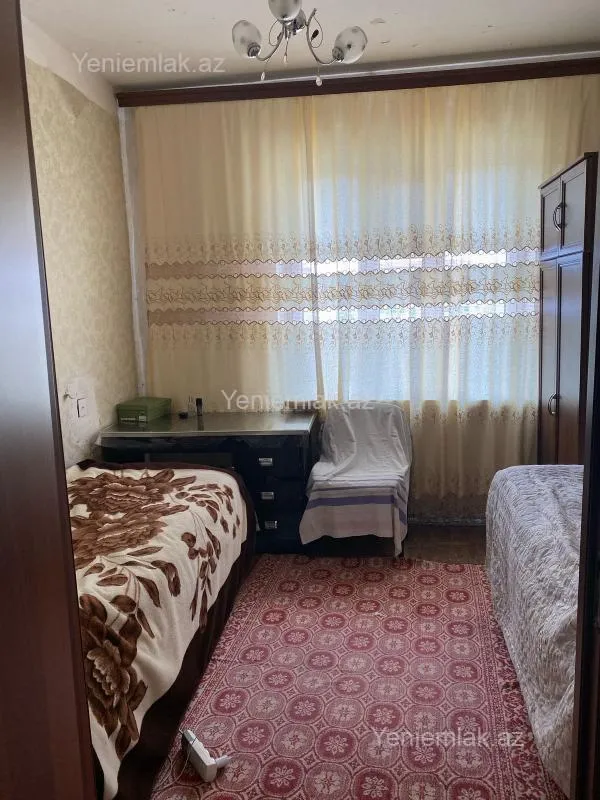 Satılır 3 otaqlı köhnə tikili 70 m²