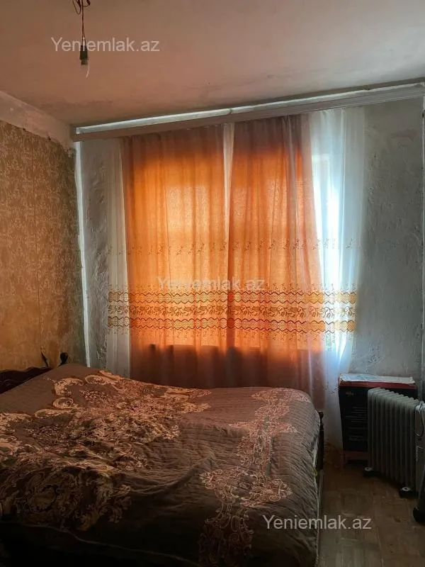 Satılır 3 otaqlı köhnə tikili 70 m²