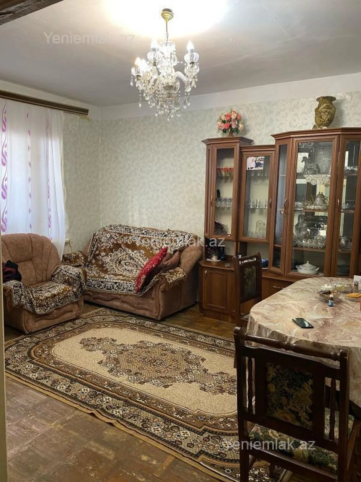 Satılır 3 otaqlı köhnə tikili 70 m²