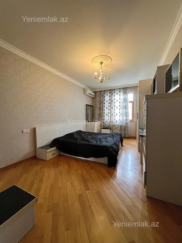 Satılır 4 otaqlı yeni tikili 171 m²