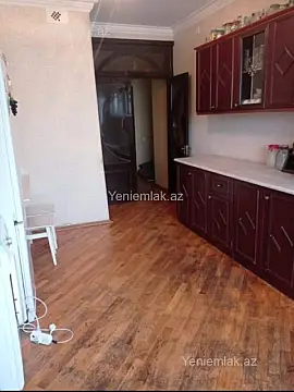 Satılır 2 otaqlı köhnə tikili 50 m²