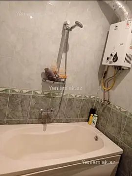 Satılır 2 otaqlı köhnə tikili 50 m²