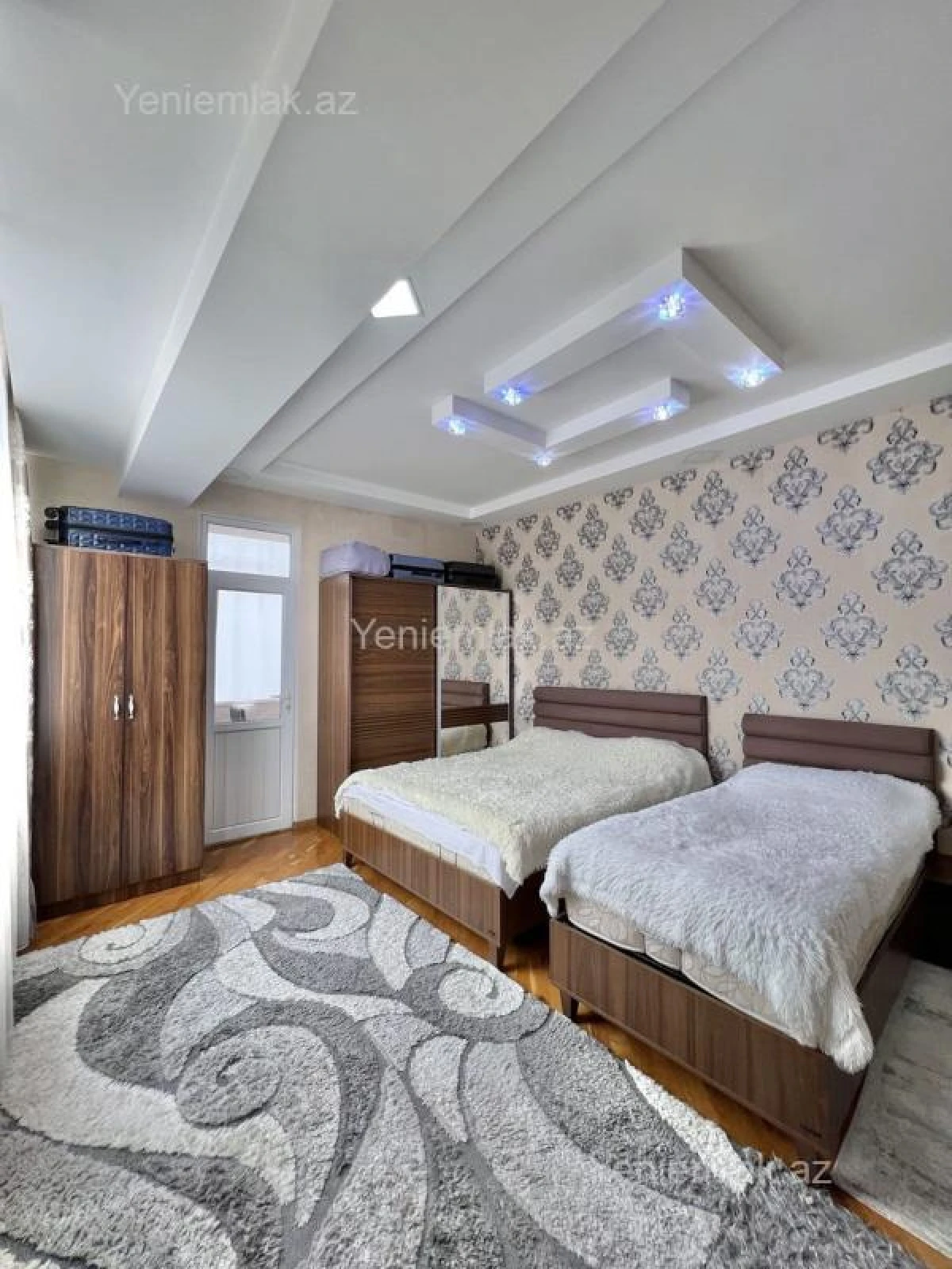 Satılır 3 otaqlı yeni tikili 155 m²