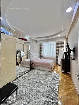 Satılır 3 otaqlı yeni tikili 155 m²
