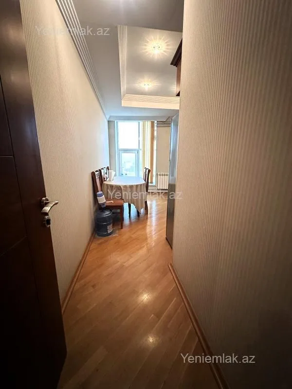 Satılır 2 otaqlı yeni tikili 92 m²