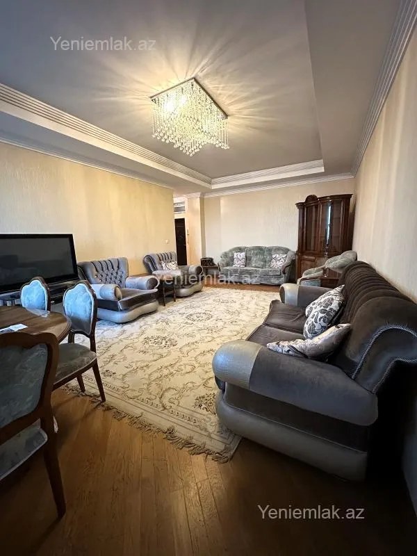 Satılır 2 otaqlı yeni tikili 92 m²