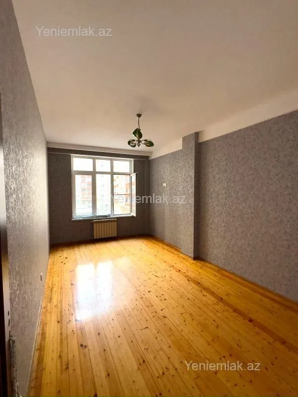 Satılır 2 otaqlı yeni tikili 107 m²
