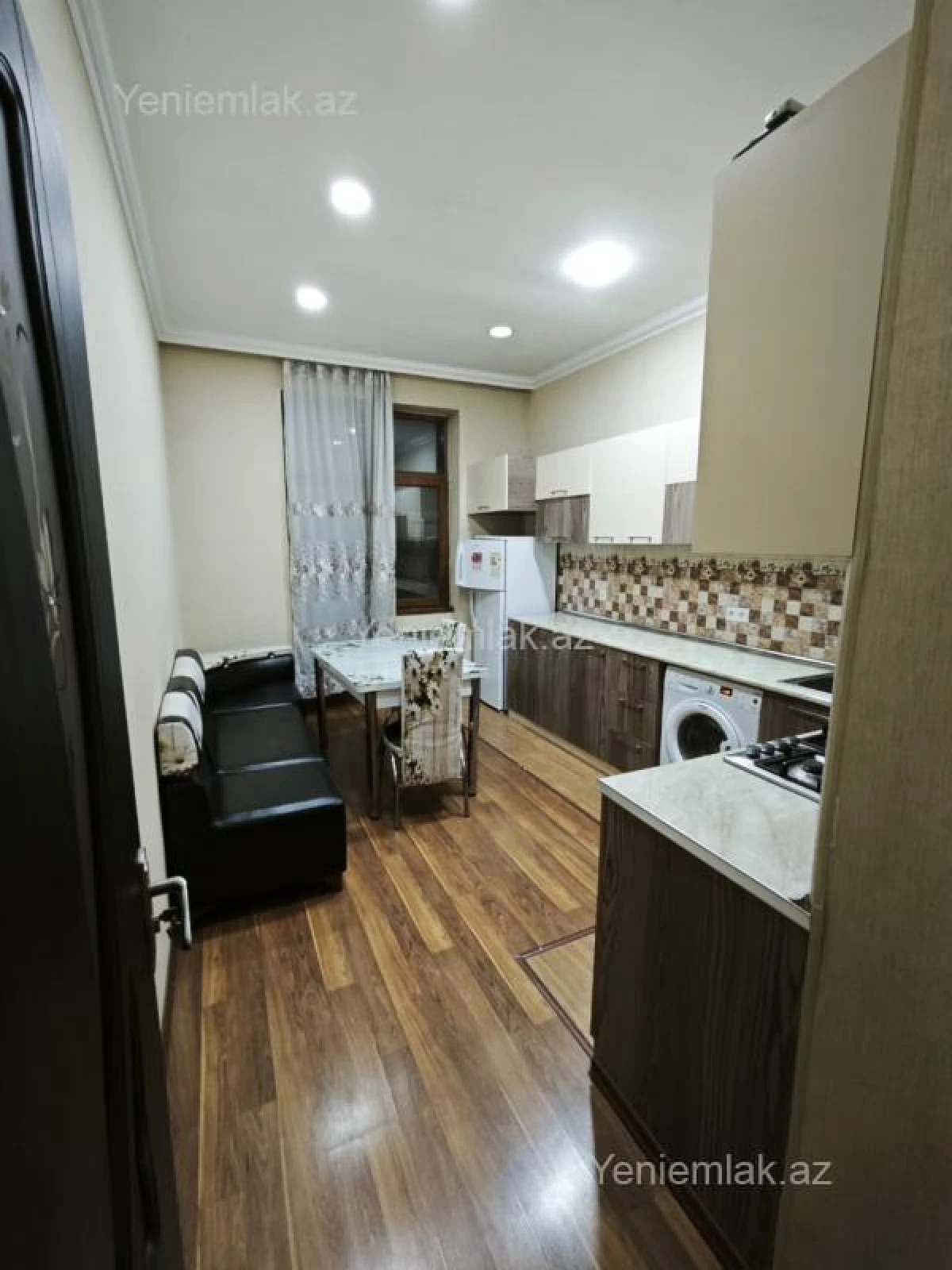 Satılır 2 otaqlı yeni tikili 105 m²
