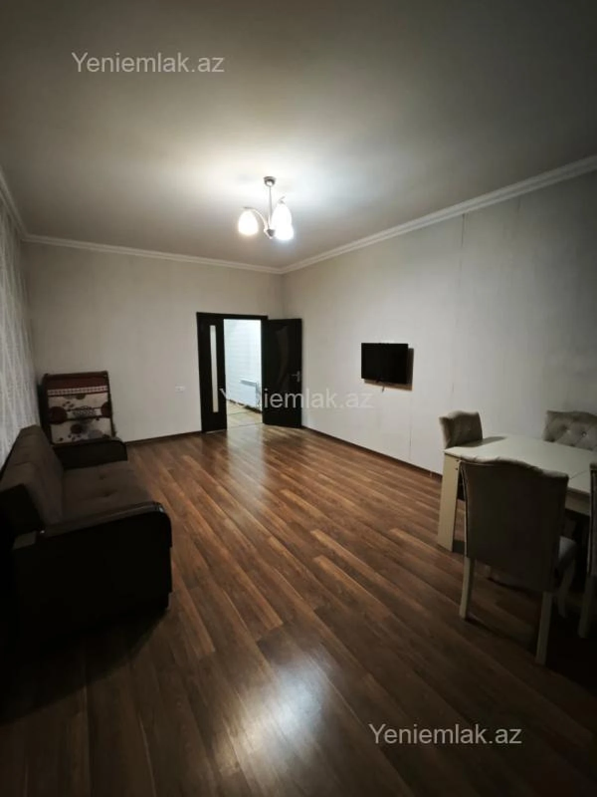 Satılır 2 otaqlı yeni tikili 105 m²