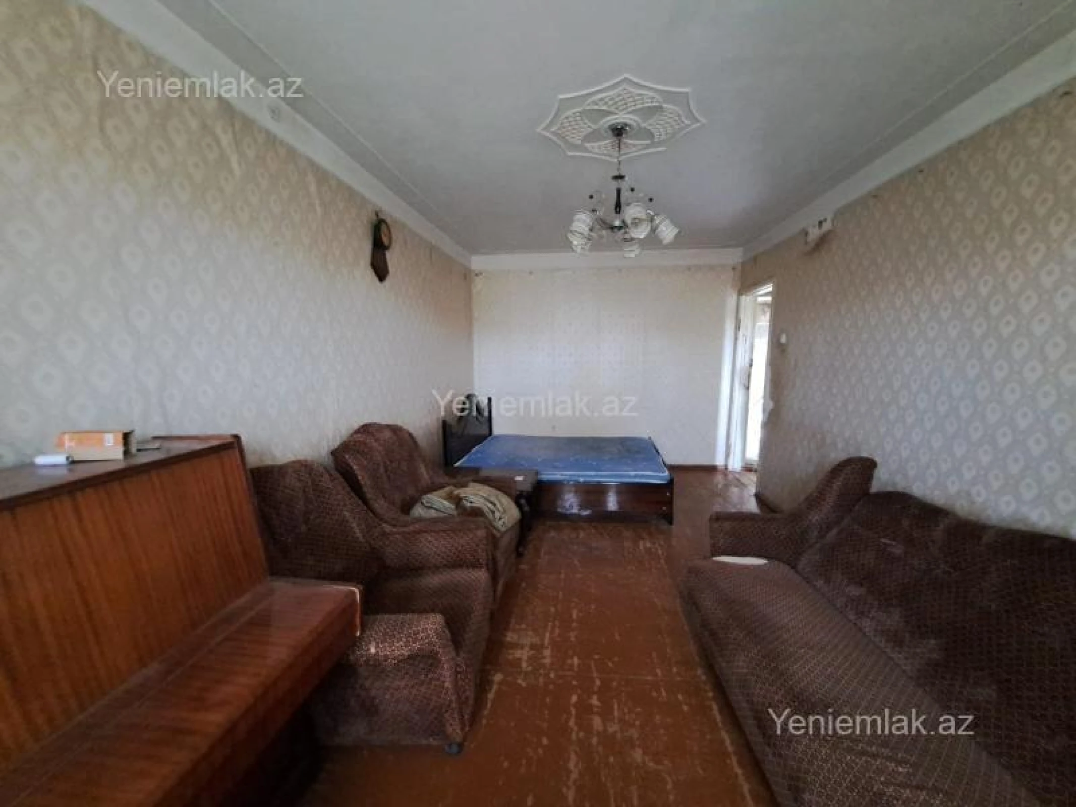 Satılır 1 otaqlı köhnə tikili 32 m²