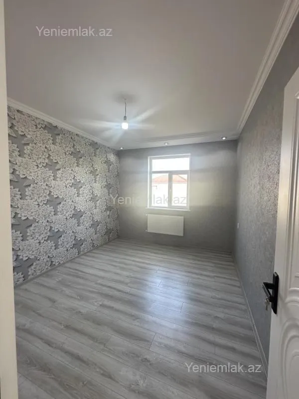 Satılır 4 otaqlı həyət evi 140 m²