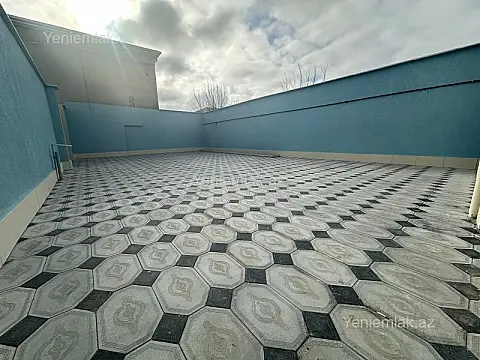 Satılır 4 otaqlı həyət evi 140 m²