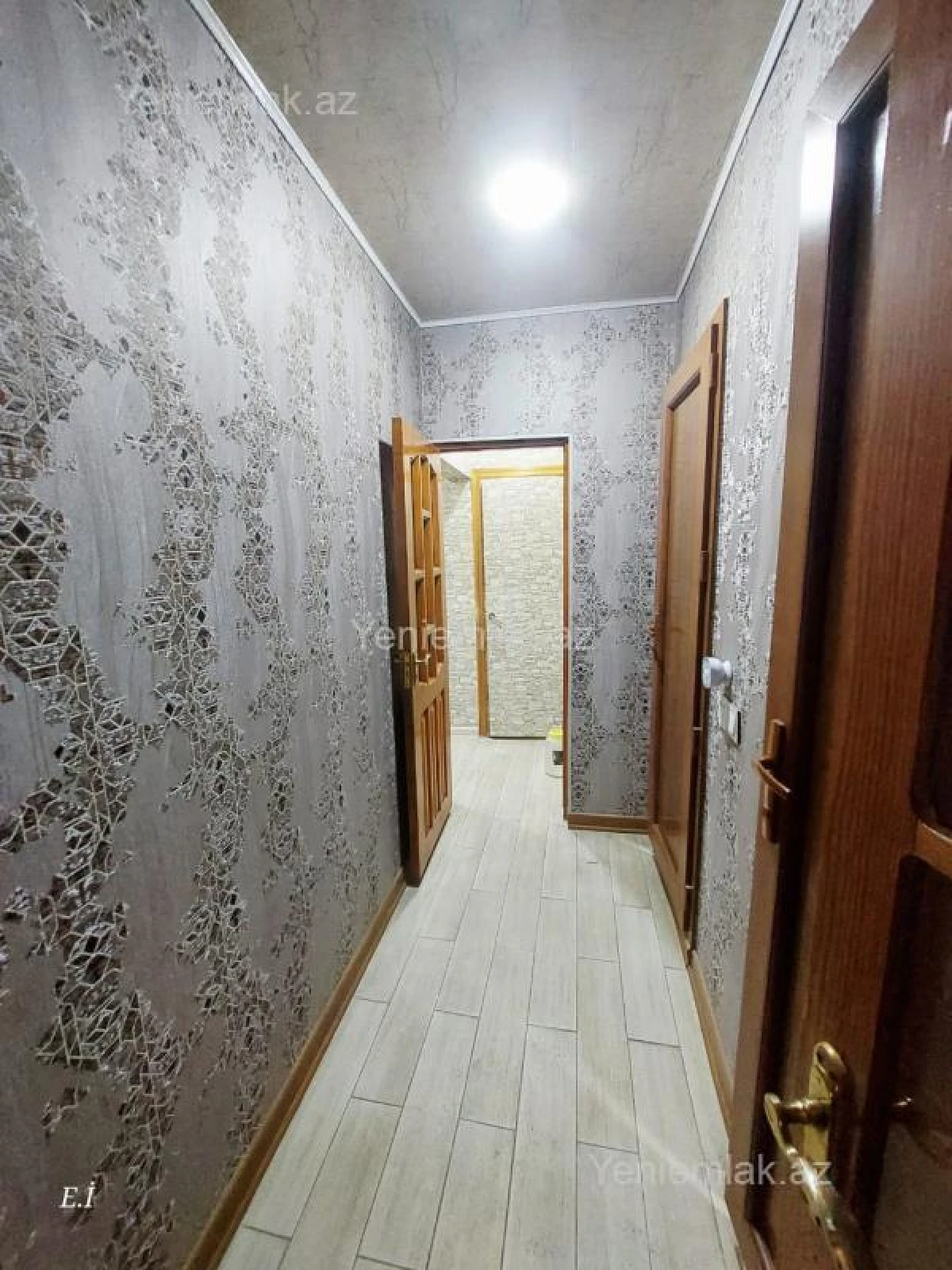 Satılır 3 otaqlı köhnə tikili 69 m²