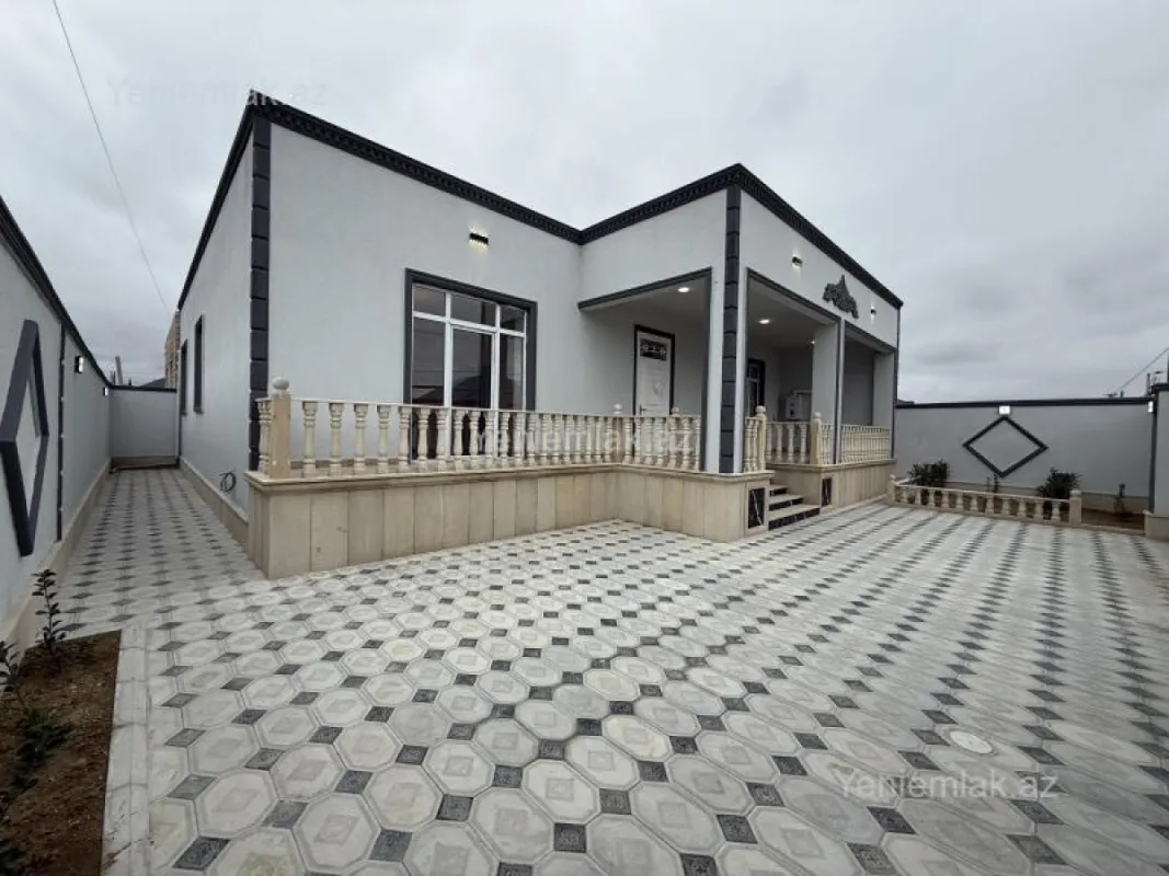 Satılır 4 otaqlı həyət evi 147 m²