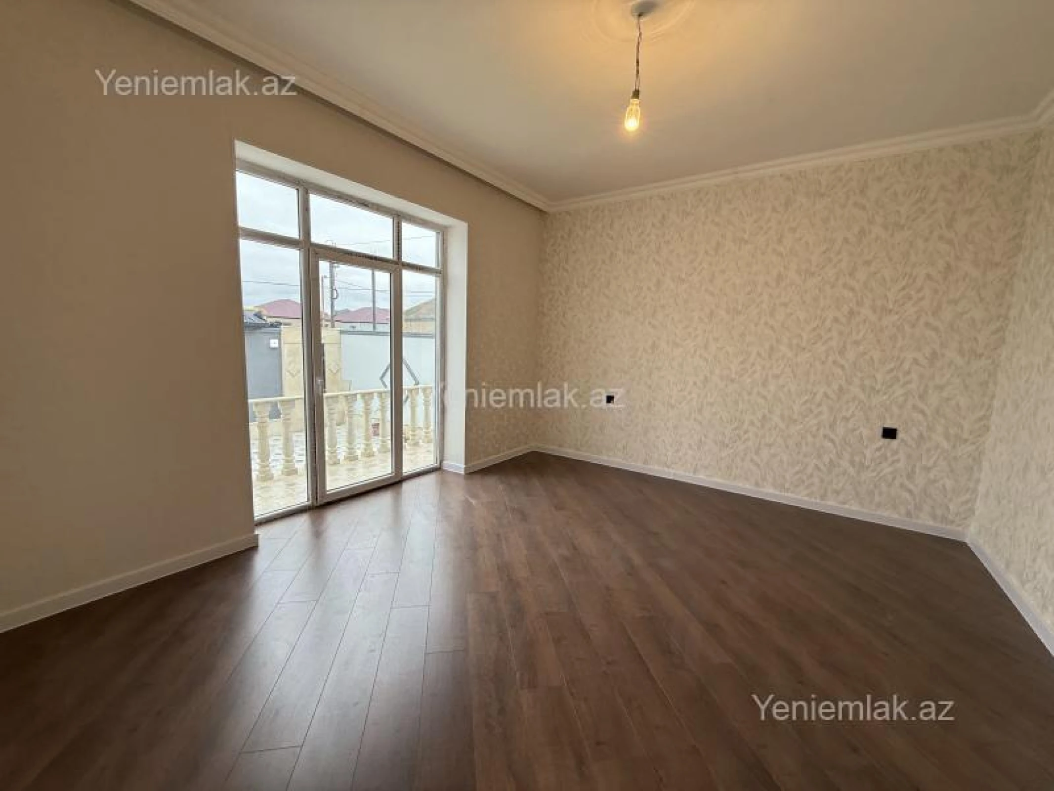 Satılır 4 otaqlı həyət evi 147 m²
