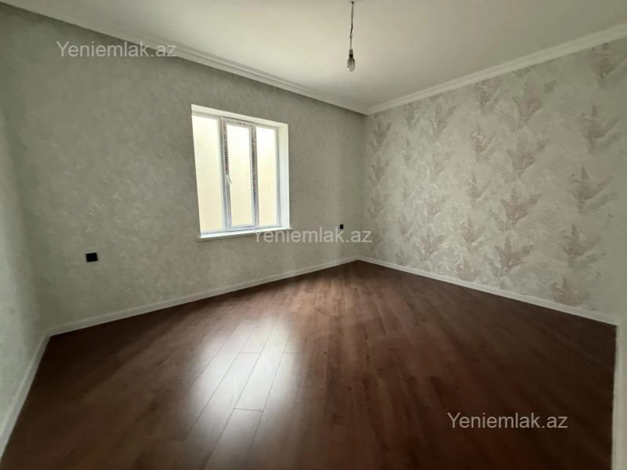Satılır 4 otaqlı həyət evi 147 m²