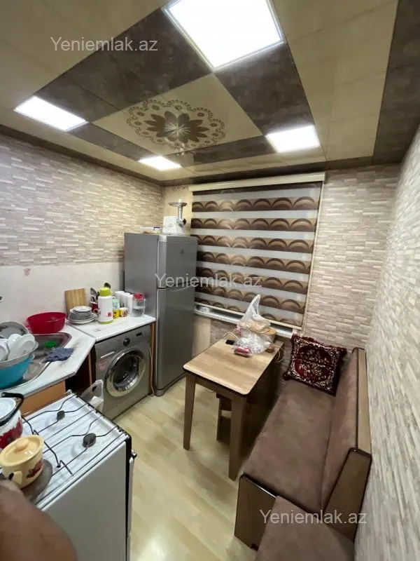 Satılır 3 otaqlı köhnə tikili 72 m²