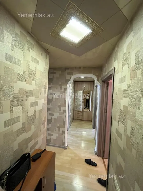 Satılır 3 otaqlı köhnə tikili 72 m²