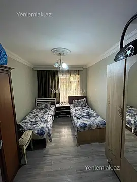 Satılır 3 otaqlı köhnə tikili 70 m²