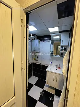 Satılır 3 otaqlı köhnə tikili 70 m²