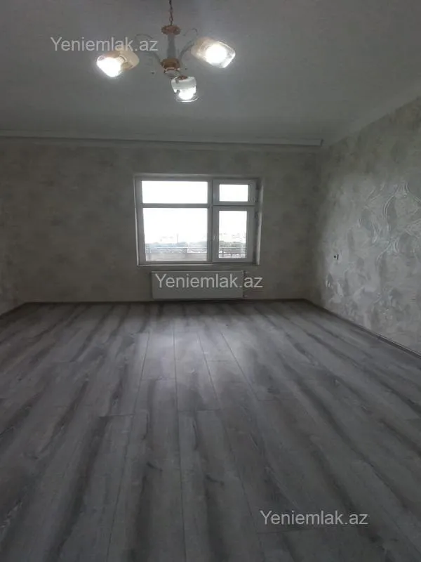 Satılır 2 otaqlı köhnə tikili 60 m²