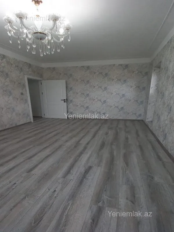 Satılır 2 otaqlı köhnə tikili 60 m²