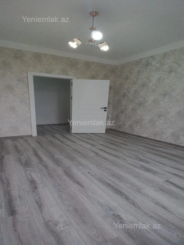 Satılır 2 otaqlı köhnə tikili 60 m²