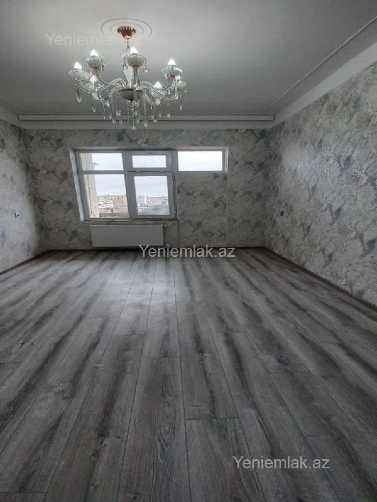 Satılır 2 otaqlı köhnə tikili 60 m²