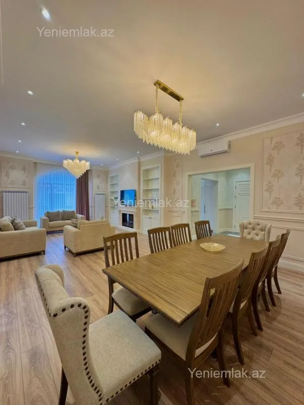 Satılır 5 otaqlı həyət evi 450 m²