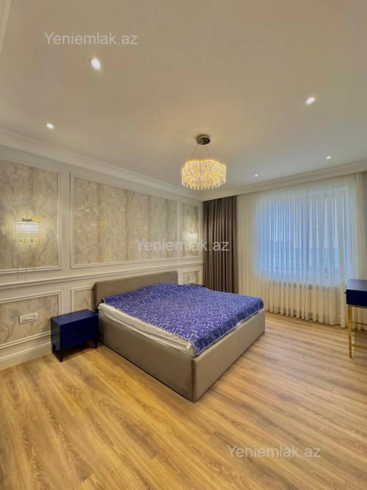 Satılır 5 otaqlı həyət evi 450 m²