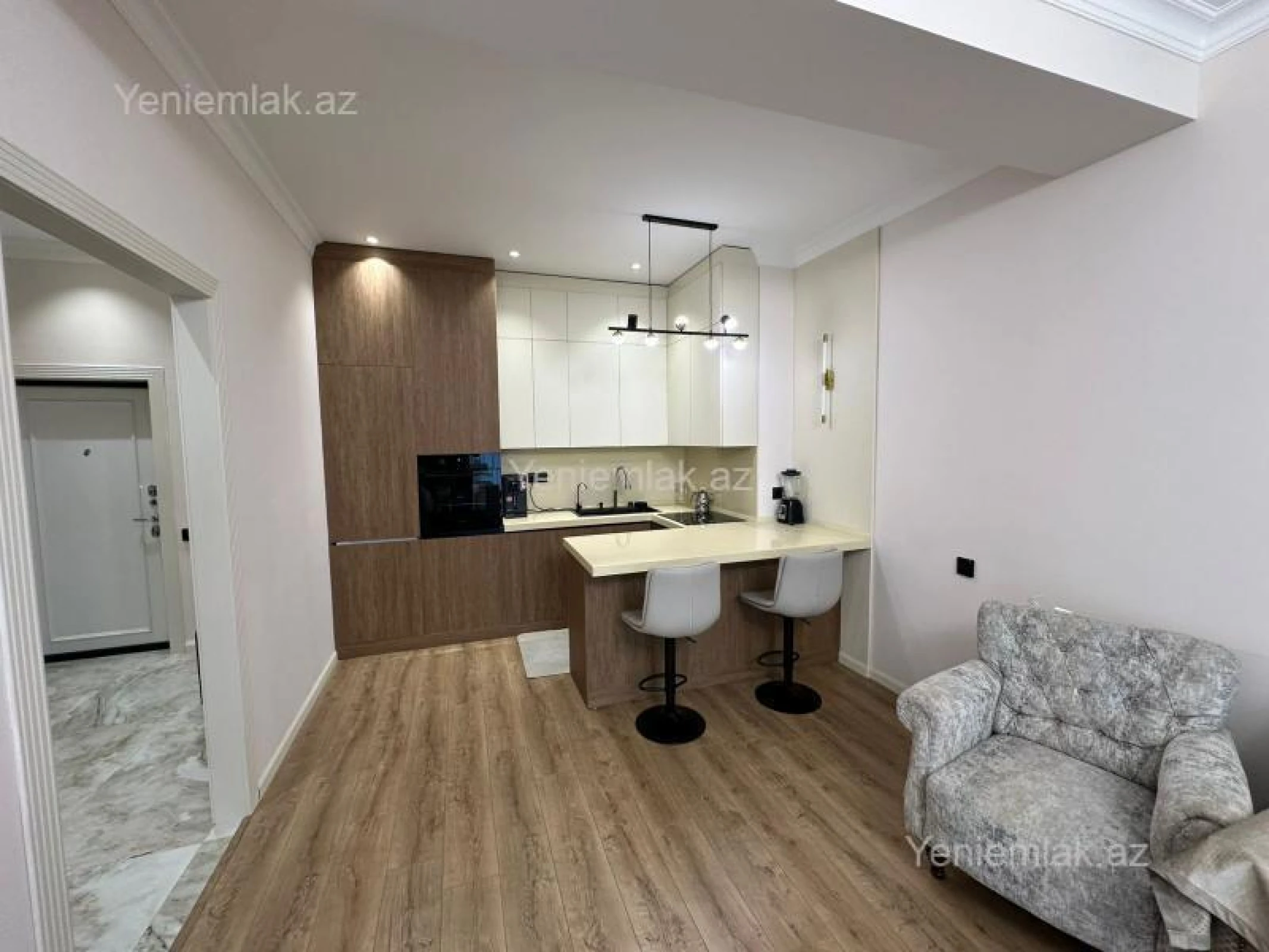 Satılır 3 otaqlı yeni tikili 100 m²