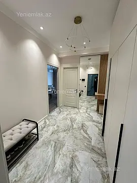 Satılır 3 otaqlı yeni tikili 100 m²