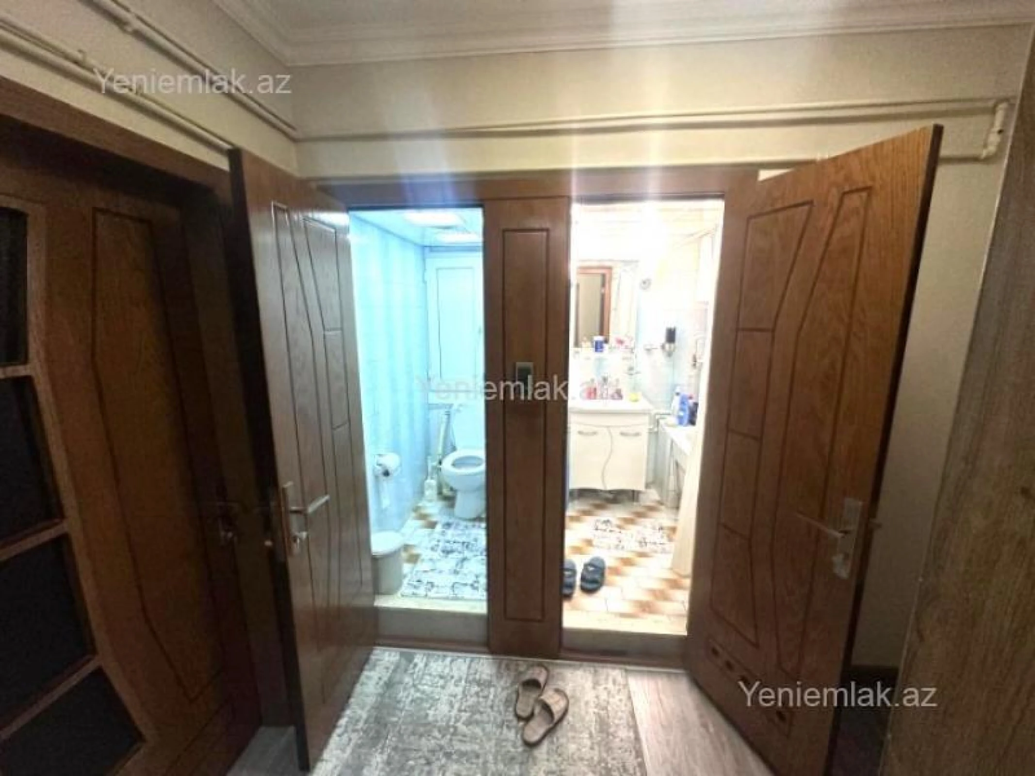 Satılır 3 otaqlı köhnə tikili 120 m²